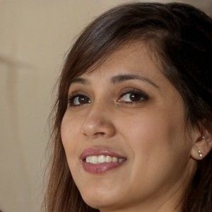 Meet your Posher, Suzanne